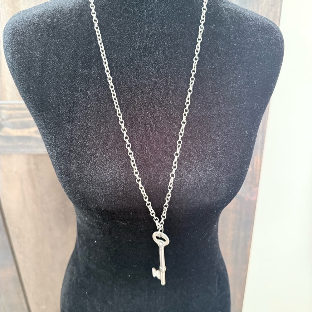 Vintage Silver Key Pendant Necklace